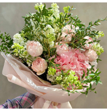 Букет «Повітряна класика»