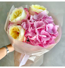 Букет «Чарівність миті»