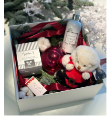 Новогодний сборный подарочный набор 